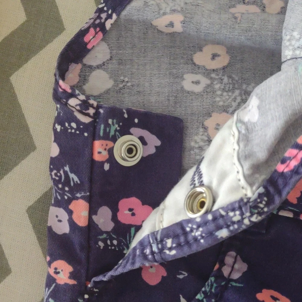 OshKosh B'gosh purple/pink floral cotton overalls Size 6‎ months